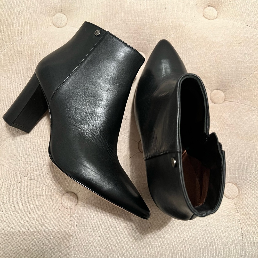 Chic Black Leather Ankle Boots